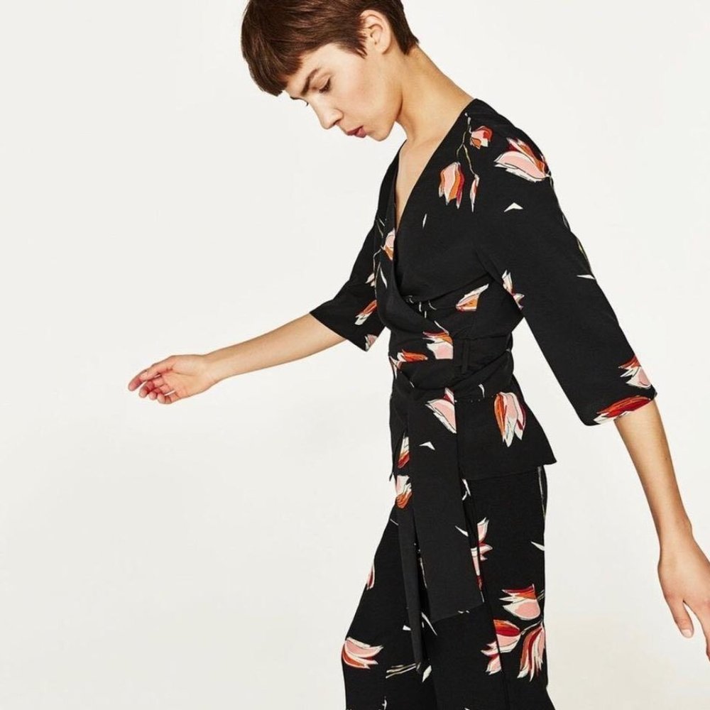 ZARA Tulip Print Kimono Wrap Blouse - Size S